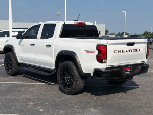 Used 2023 Chevrolet Colorado Trail Boss w/ LPO, Dark Essentials Package AWD/4WD image 9