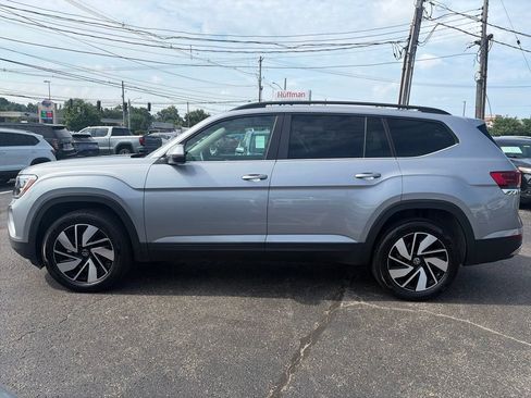 Used 2026 Volkswagen Atlas SE AWD/4WD image 4