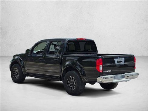 Used 2016 Nissan Frontier S RWD image 4