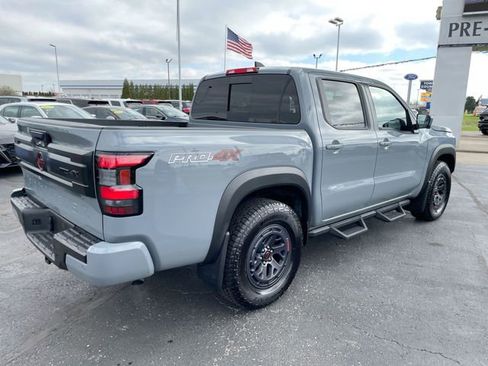 Used 2025 Nissan Frontier PRO-4X w/ Pro Convenience Package image 5