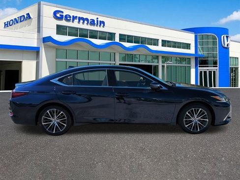 Used 2022 Lexus ES 350 w/ Premium Package image 4
