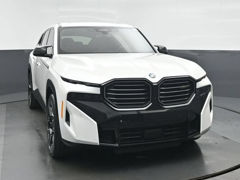 Used 2023 BMW XM AWD/4WD image 8