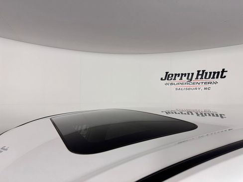 Used 2023 Honda CR-V EX image 12