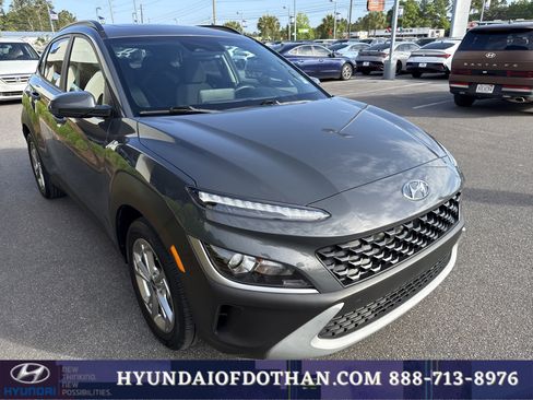 Certified 2023 Hyundai Kona SEL w/ Convenience Package FWD image 5