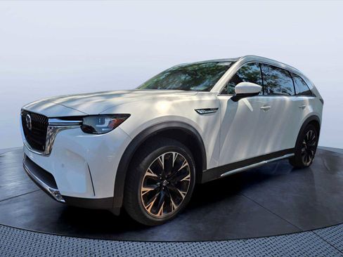 Used 2024 MAZDA CX-90 Plug-In Hybrid w/ Premium Pkg AWD/4WD image 3