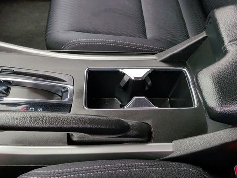 Used 2015 Honda Accord Sport image 29