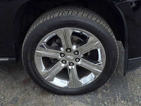 Used 2018 Cadillac Escalade ESV Platinum AWD/4WD image 9