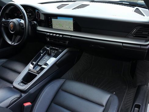 Used 2022 Porsche 911 Carrera image 12