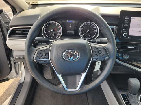 Used 2022 Toyota Camry LE w/ Carpet Mat Package (TMS) FWD image 19