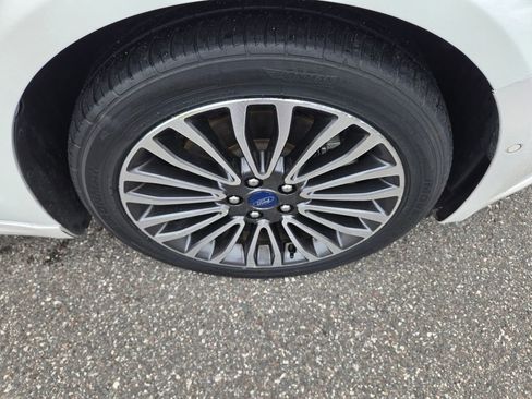 Used 2018 Ford Fusion Energi Platinum image 12