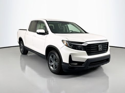 Certified 2023 Honda Ridgeline RTL image 3