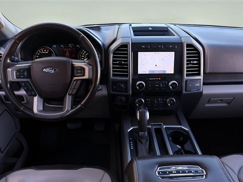 Used 2020 Ford F150 Limited image 11