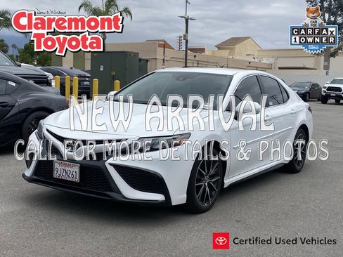 Certified 2024 Toyota Camry SE w/ Blackout Package (TMS) image 1