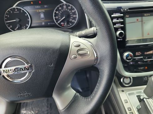 Used 2018 Nissan Murano SV FWD image 24