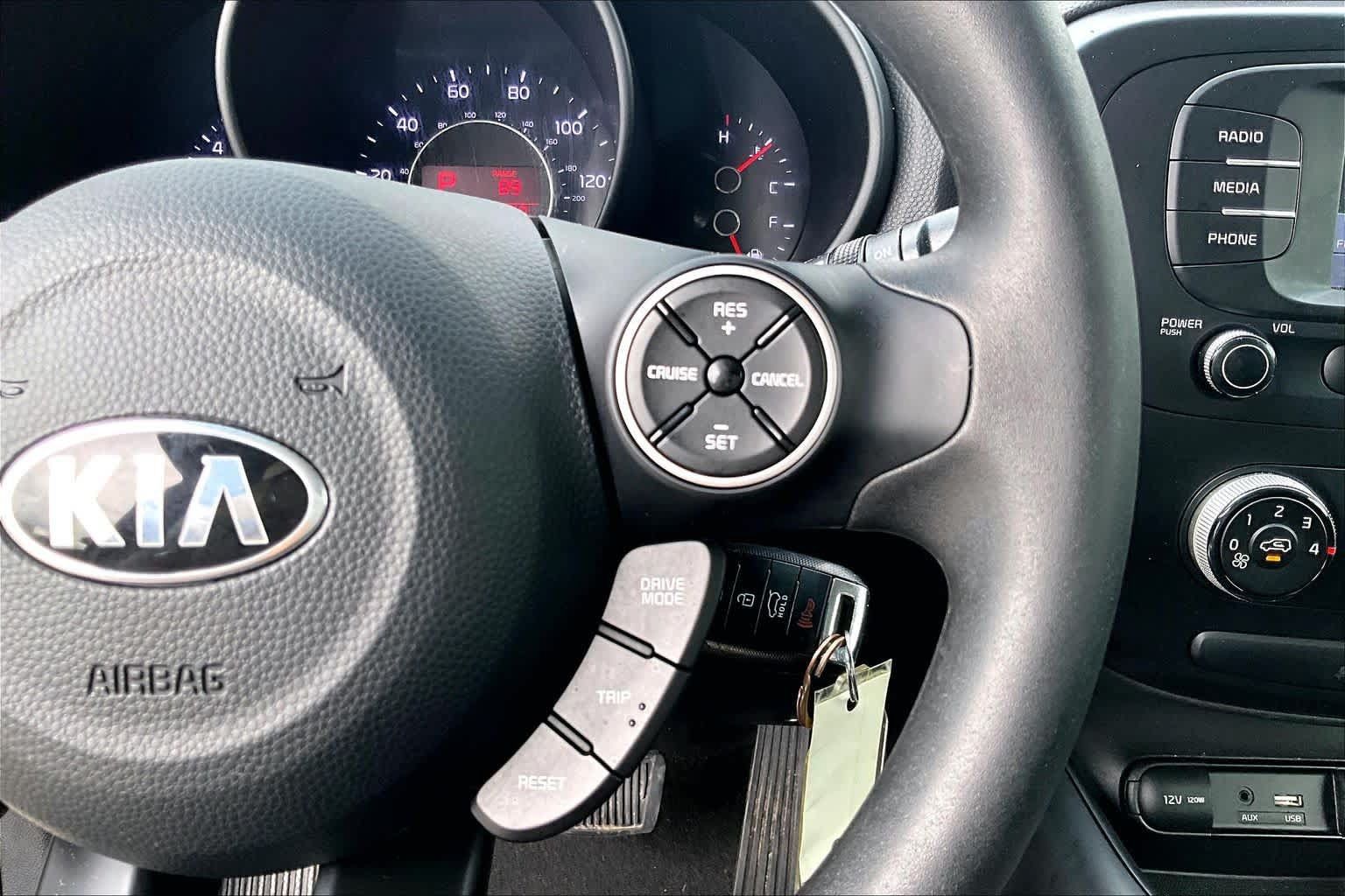 Used 2019 Kia Soul FWD image 19