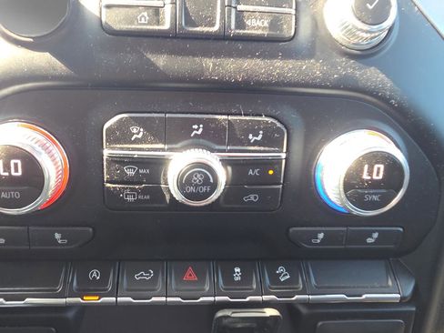 Used 2021 GMC Sierra 1500 SLE image 37