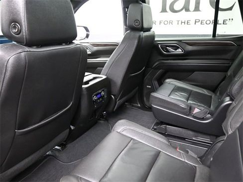 Used 2023 Chevrolet Tahoe LT w/ Luxury Package image 24