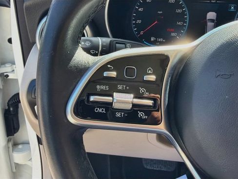 Used 2021 Mercedes-Benz GLC 300 image 34