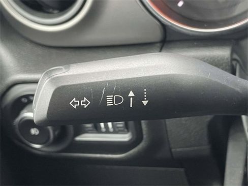 Used 2022 Jeep Wrangler Unlimited Sport image 33