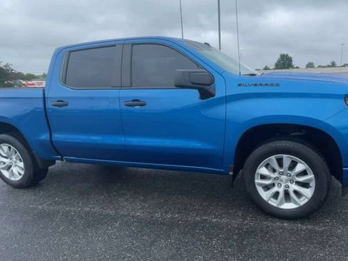 Used 2023 Chevrolet Silverado 1500 Custom w/ LPO, Dark Essentials Package AWD/4WD image 7
