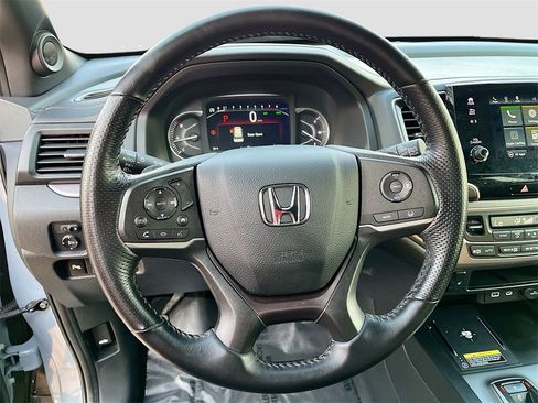 Used 2024 Honda Passport EX-L image 11