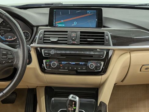 Used 2016 BMW 320i 320i image 29