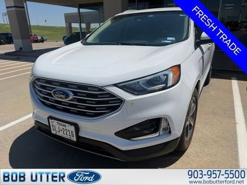 Used 2019 Ford Edge SEL w/ Equipment Group 201A FWD image 2