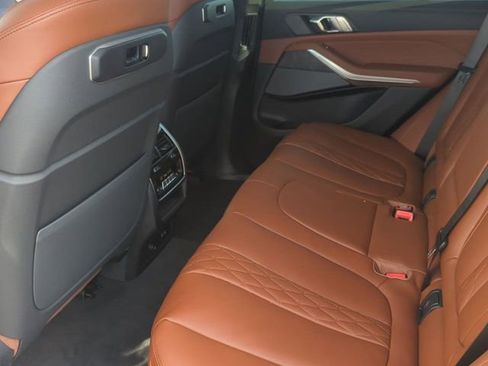 New 2026 BMW X5 xDrive40i w/ Climate Comfort Package image 15