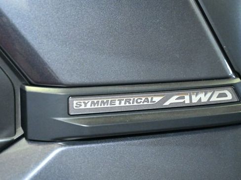Used 2025 Subaru Forester Premium AWD/4WD image 14