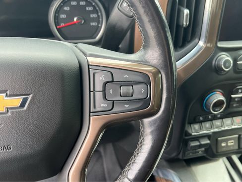 Used 2021 Chevrolet Silverado 3500 High Country image 33