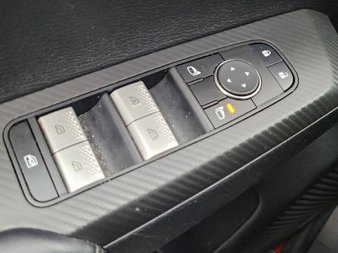 Used 2024 Mitsubishi Outlander ES FWD image 27