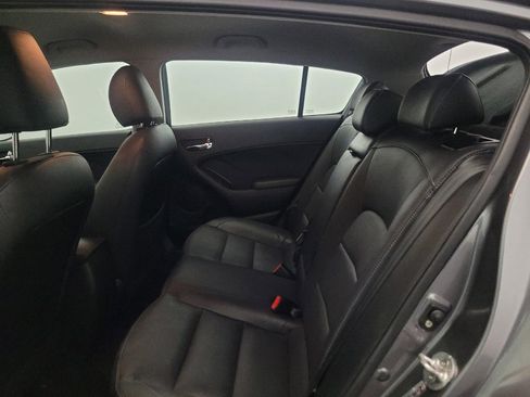 Used 2017 Kia Forte EX FWD image 18