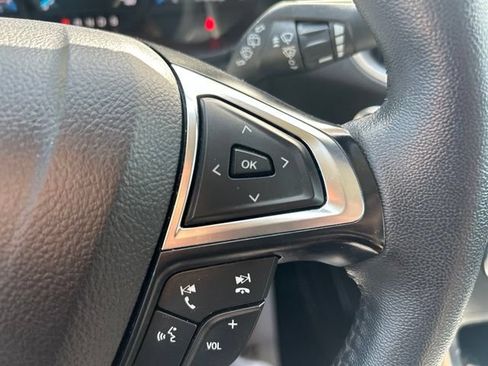 Used 2024 Ford Edge Titanium AWD/4WD image 32