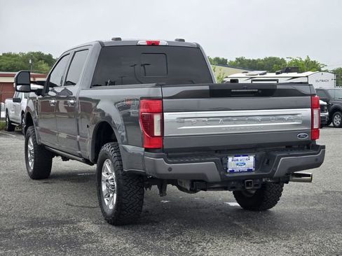 Certified 2022 Ford F250 Platinum AWD/4WD image 5