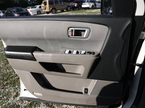 Used 2011 Honda Pilot EX image 37