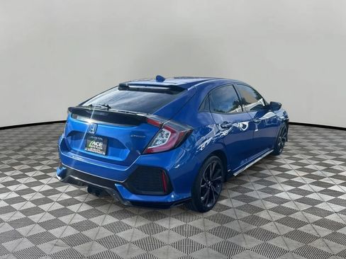 Used 2018 Honda Civic Sport image 5