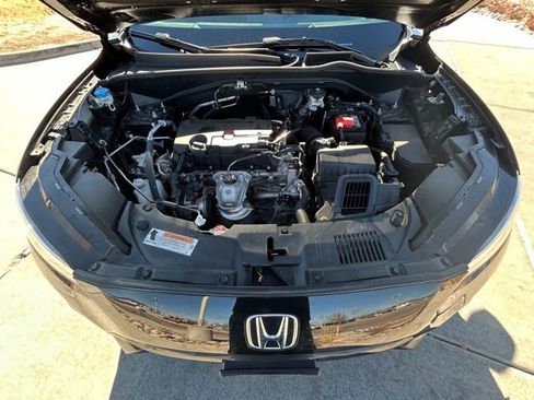 Used 2025 Honda HR-V Sport image 30