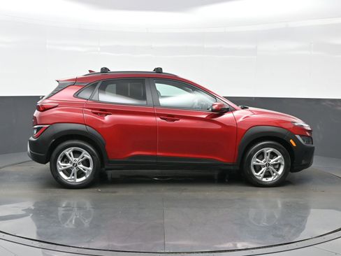 Used 2023 Hyundai Kona SEL AWD/4WD image 7