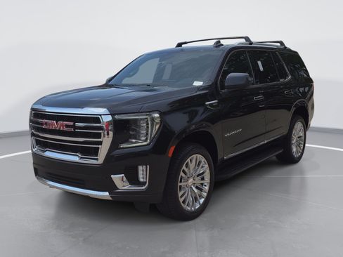 Used 2023 GMC Yukon SLT AWD/4WD image 7