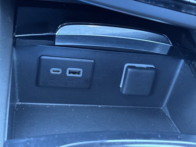 Used 2023 Buick Envision Preferred FWD image 35