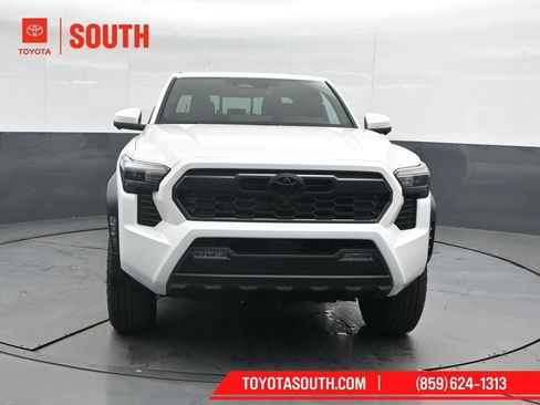 New 2026 Toyota Tacoma TRD Off-Road w/ TRD Off Road Premium Package image 5