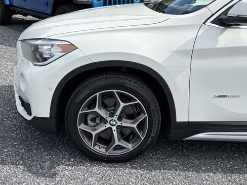 Used 2018 BMW X1 xDrive28i AWD/4WD image 3