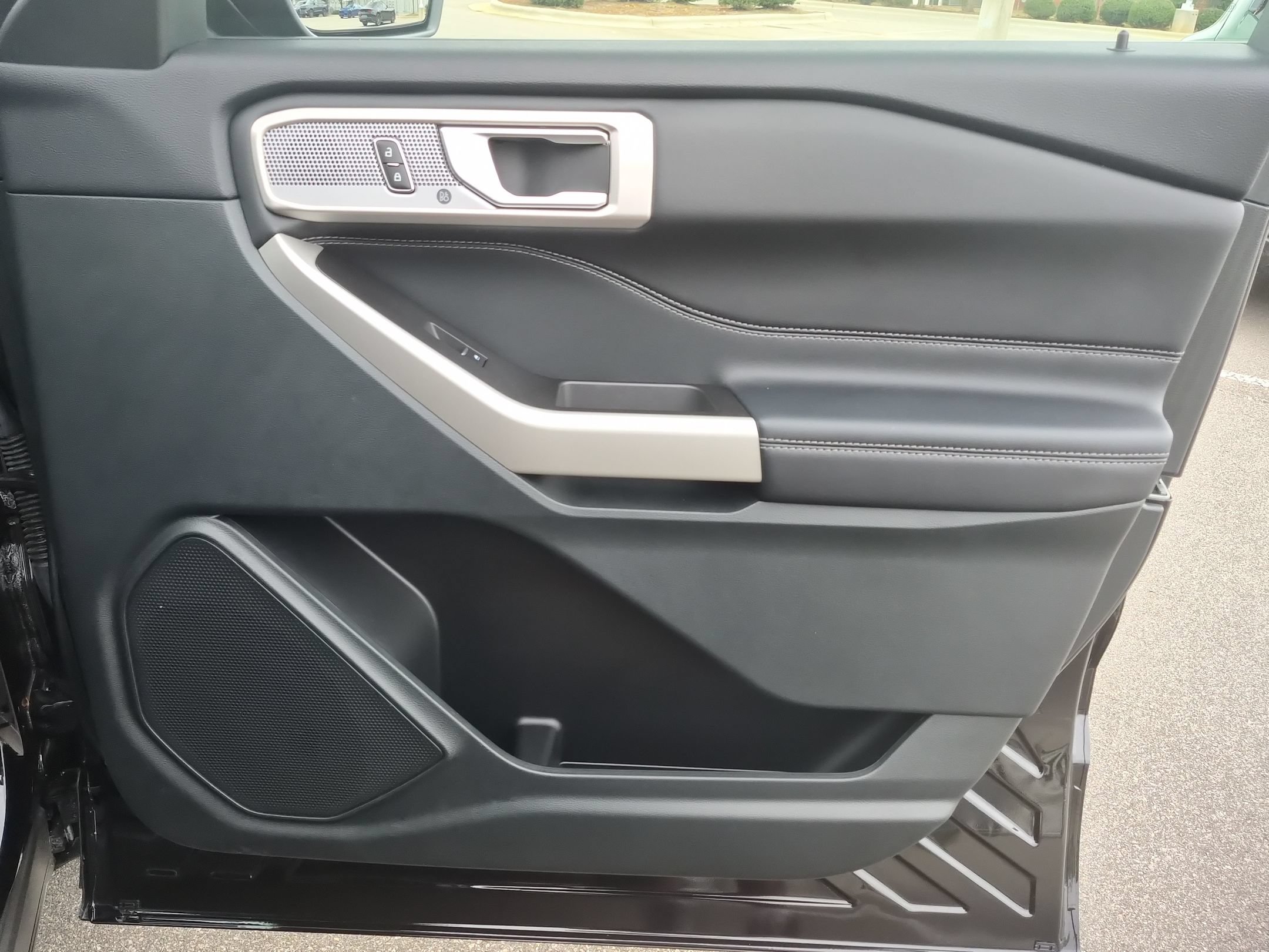 Certified 2024 Ford Explorer XLT AWD/4WD image 36