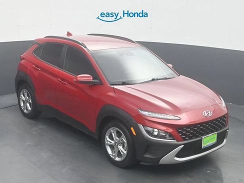 Used 2022 Hyundai Kona SEL FWD image 19