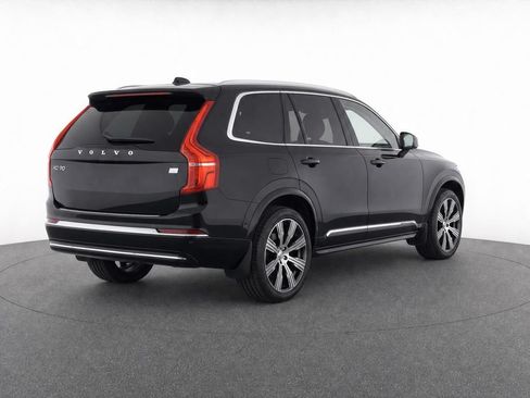 Certified 2024 Volvo XC90 T8 Ultimate w/ Lounge Package AWD/4WD image 4