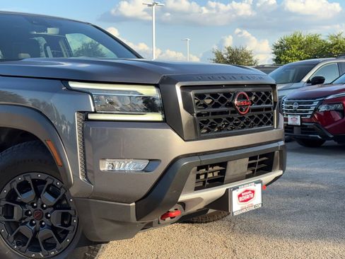 Used 2023 Nissan Frontier Pro-X w/ Pro-X Premium Package RWD image 3