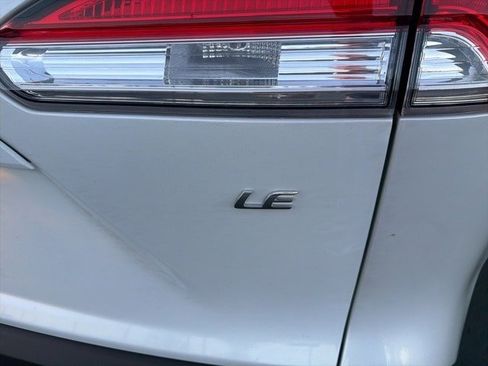 Certified 2023 Toyota Corolla Cross LE image 12