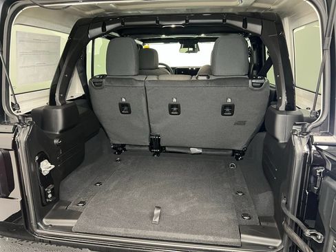 New 2026 Jeep Wrangler Unlimited Sport AWD/4WD image 7
