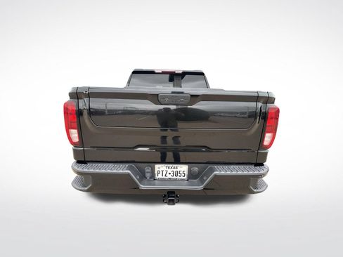 Used 2021 GMC Sierra 1500 Elevation RWD image 9