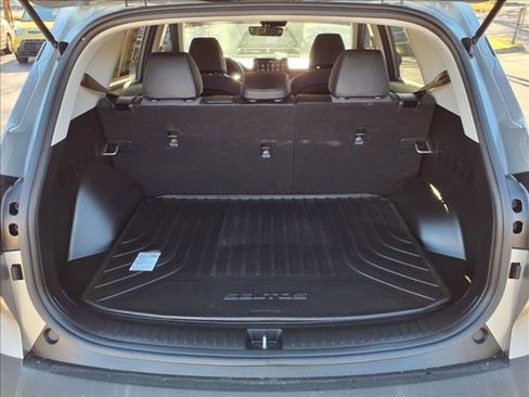 Used 2023 Kia Seltos S w/ Navigation Package image 25